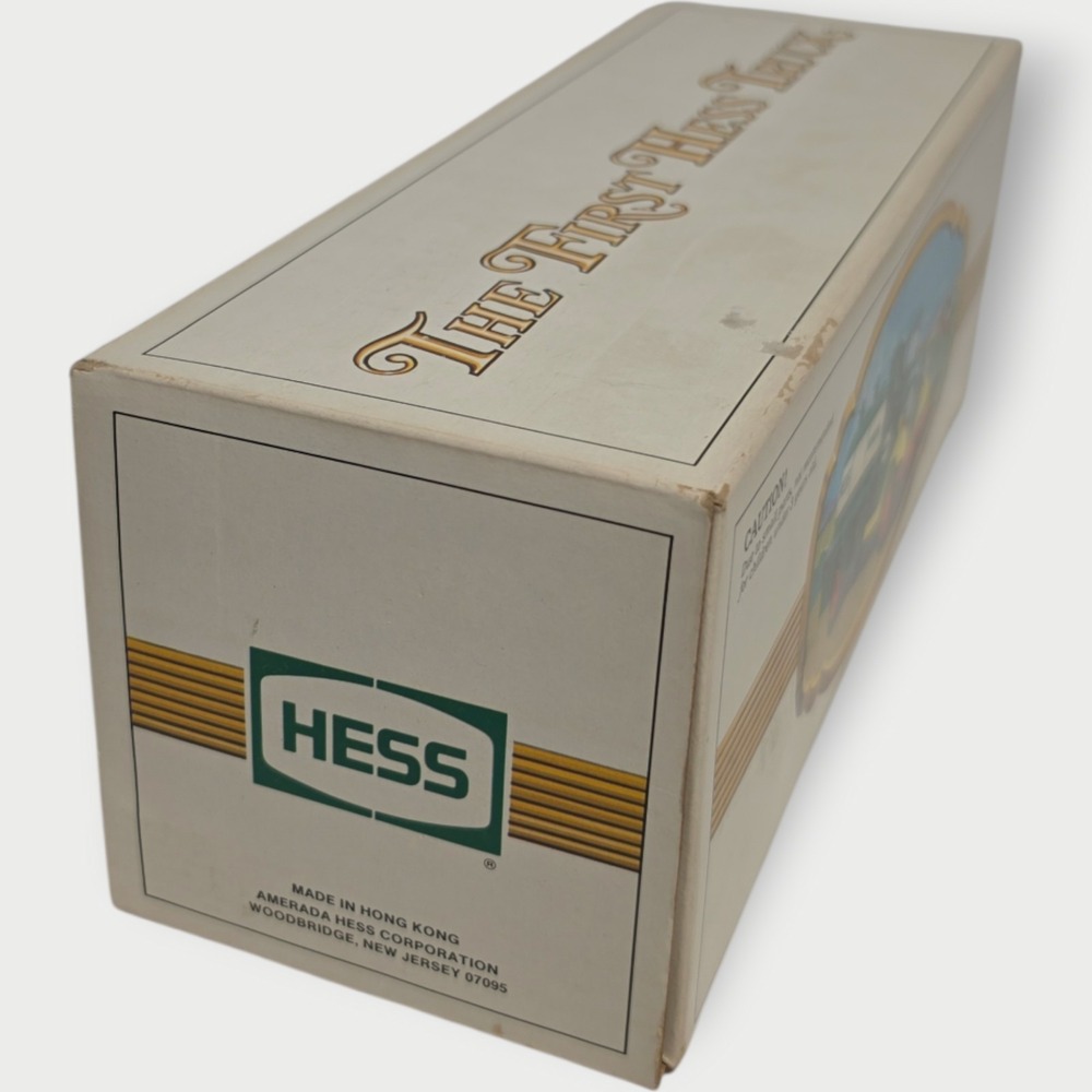 HESS 1982/1983 The First Hess Truck Gasoline Fuel Delivery ORIGINAL BOX VINTAGE - Picture 4 of 4